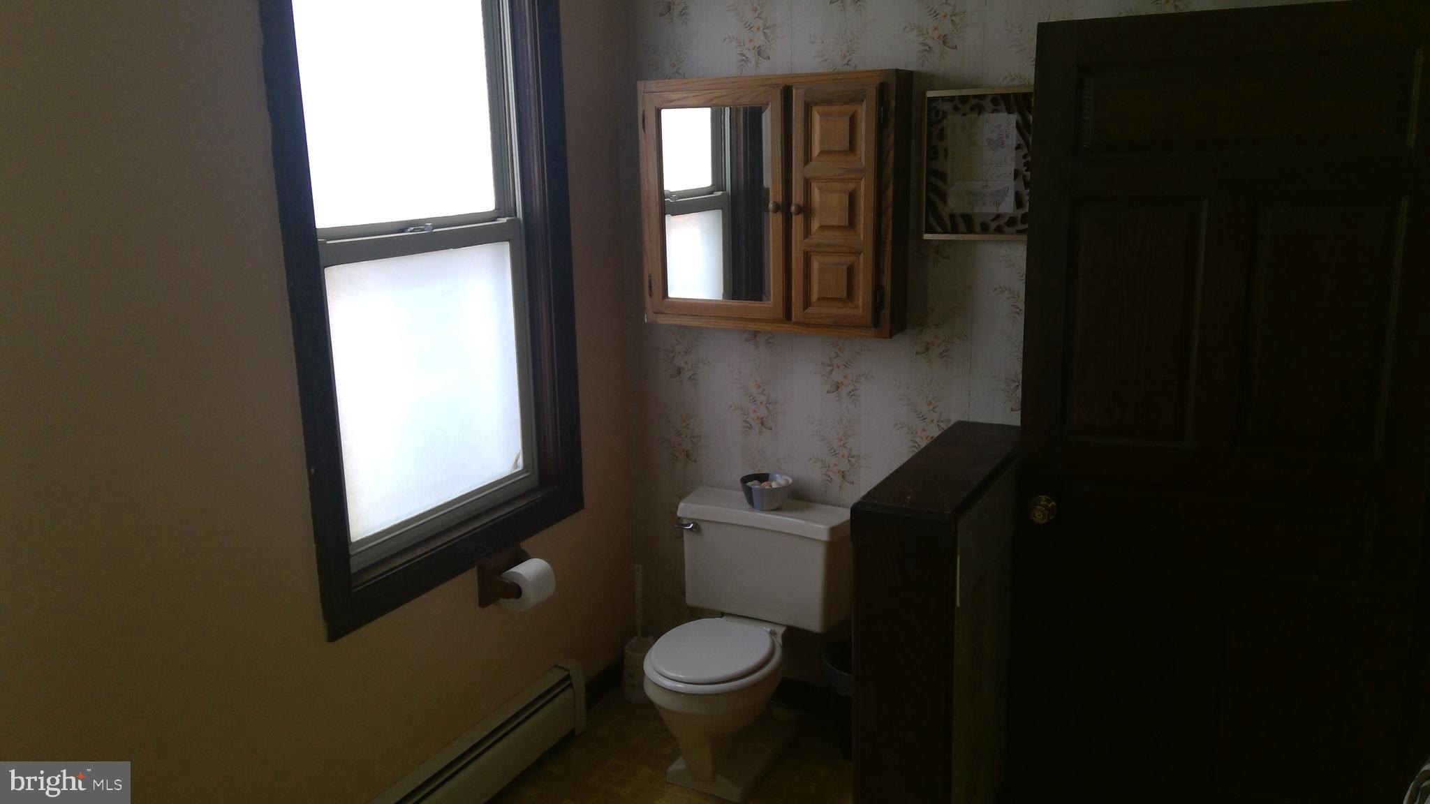 125 South Main Street Spring Grove, PA 17362 - Photo 19 of 40
