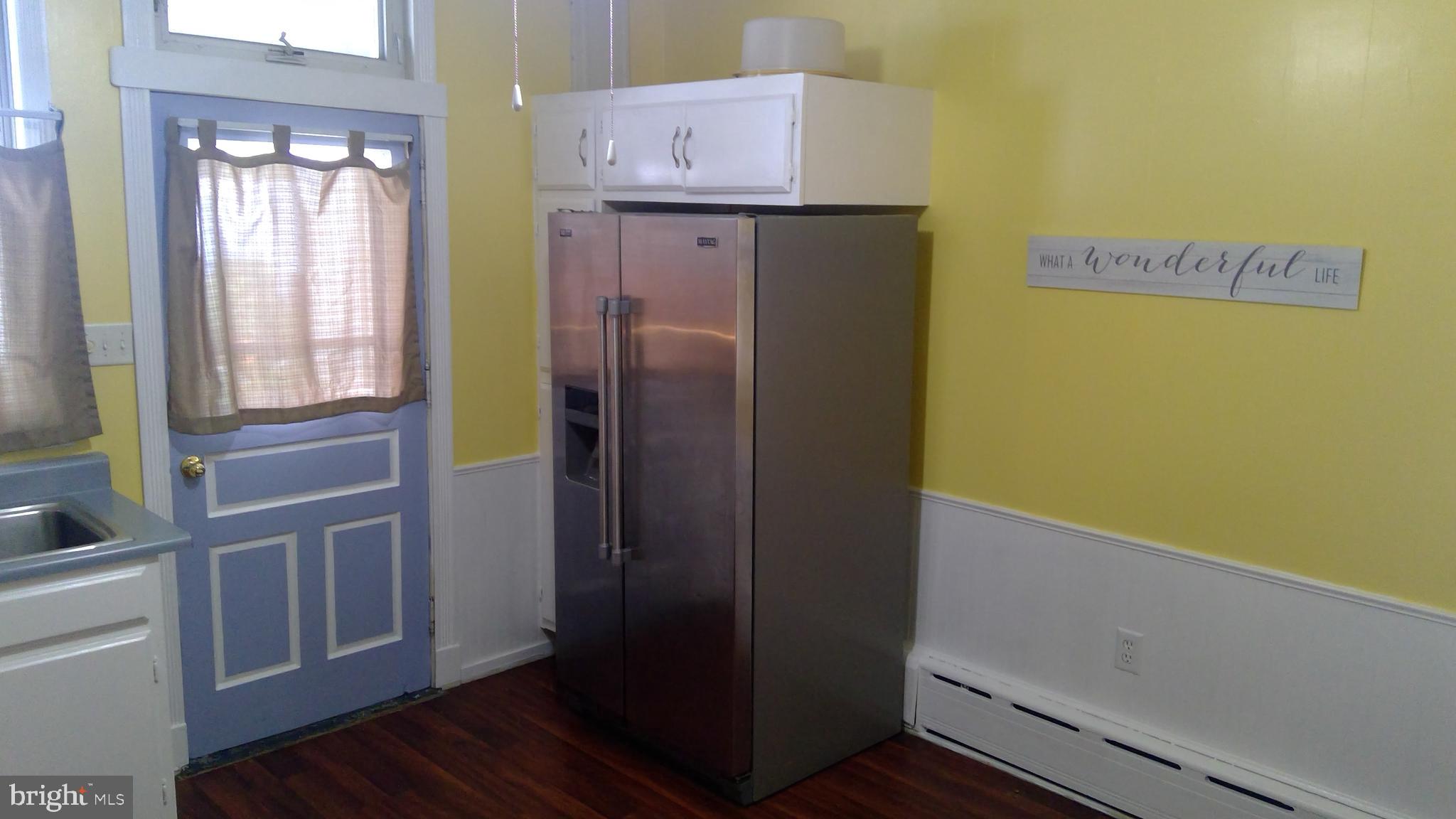 125 South Main Street Spring Grove, PA 17362 - Photo 10 of 40