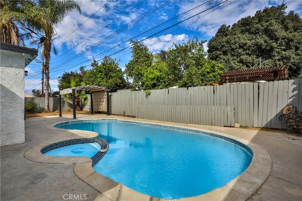 $654,900 | 4035 Madrona Road, Riverside, CA 92504