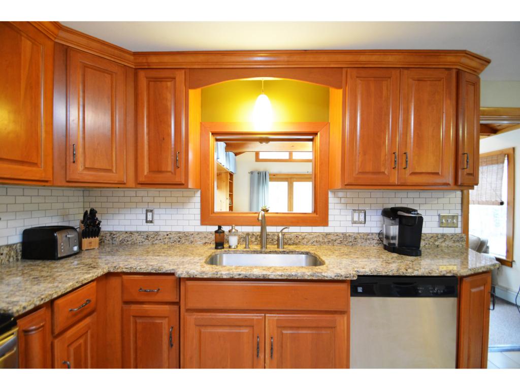 17 Stackpole Road Somersworth, NH 03878 - Photo 8 of 36 Gallery Image 8