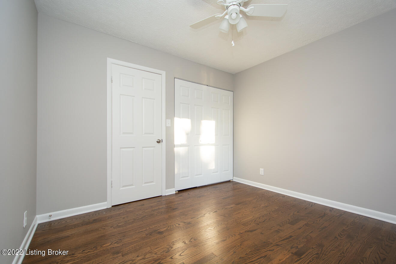9310 Fairground Road Louisville, KY 40291 - Photo 32 of 48 Bedroom