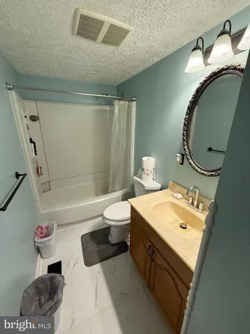 $3,000 | 4620 Norris Court, Chantilly, VA 20151