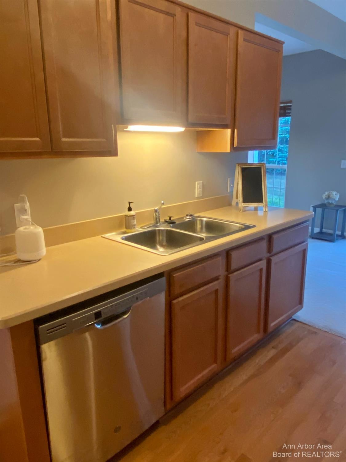 303 Riversedge Drive Saline, MI 48176 - Photo 11 of 29 Photo 11
