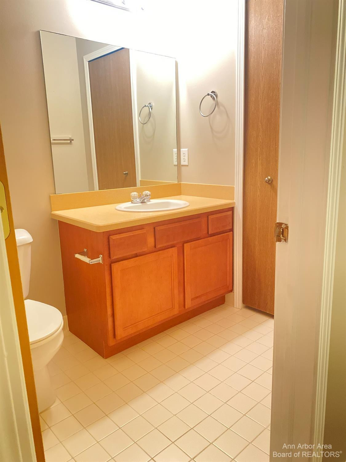 303 Riversedge Drive Saline, MI 48176 - Photo 16 of 29 Photo 16