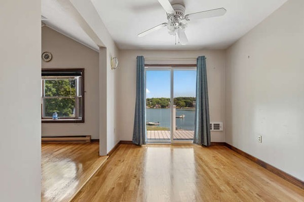 95 Wheeler Street Gloucester, MA 01930 - Photo 8 of 36