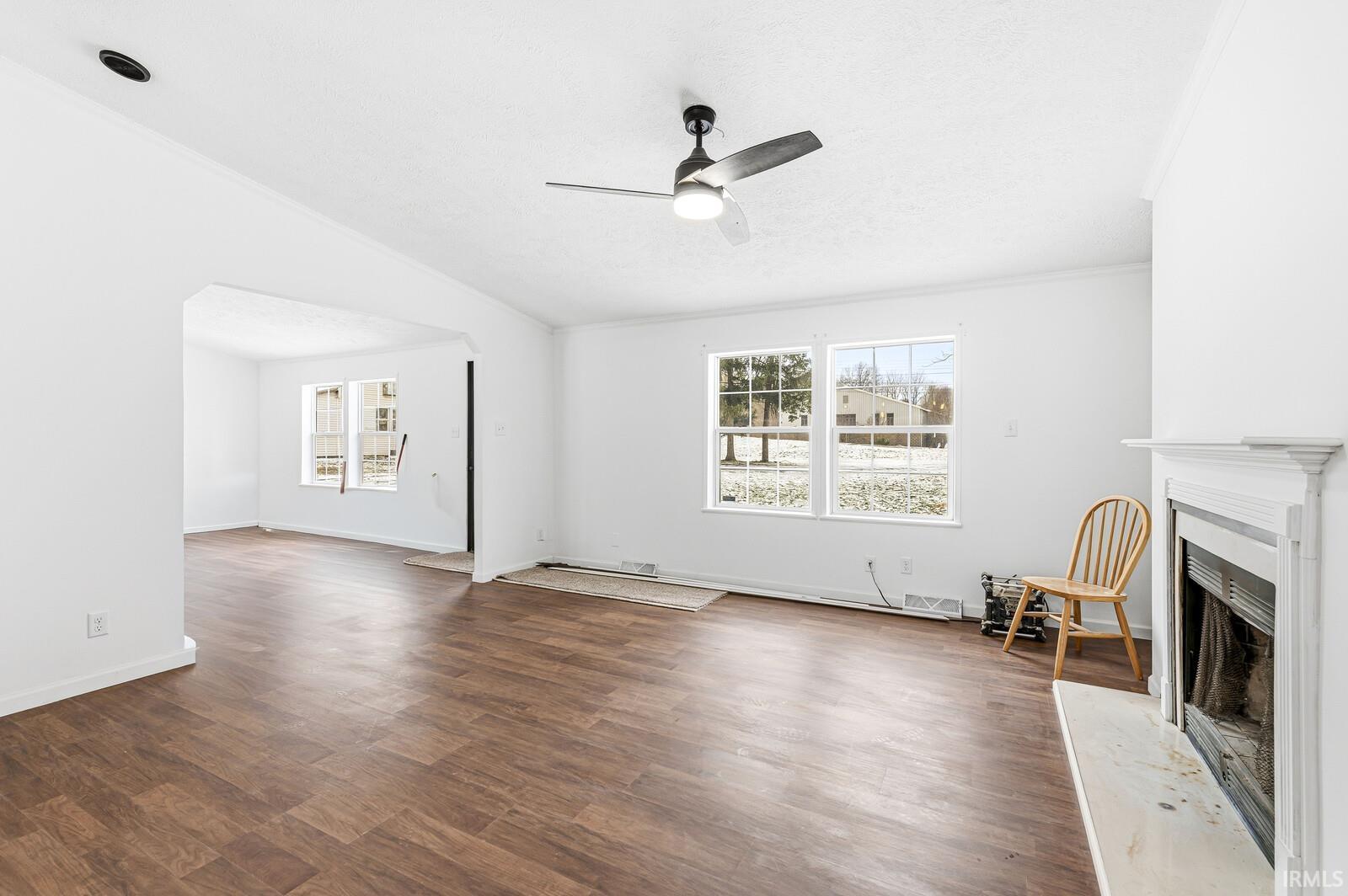 1628 South Spring Street Mishawaka, IN 46544 - Photo 12 of 36