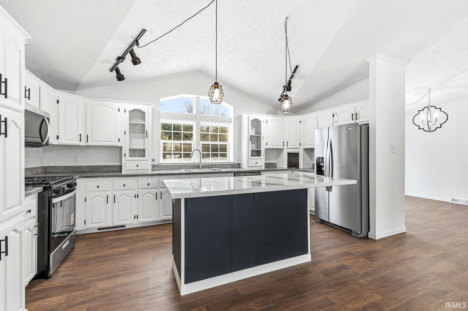 1628 South Spring Street Mishawaka, IN 46544 - Photo 13 of 36