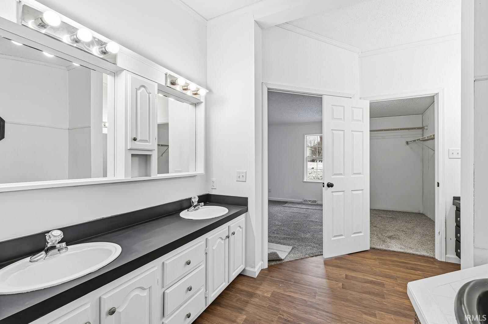 1628 South Spring Street Mishawaka, IN 46544 - Photo 20 of 36