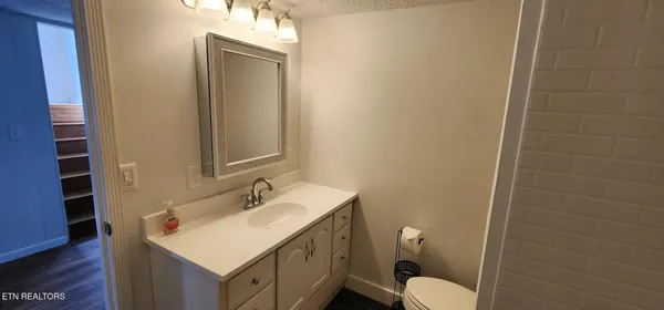 $2,300 | 169 Valleyview Drive, Loudon, TN 37774