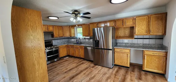 $2,300 | 169 Valleyview Drive, Loudon, TN 37774