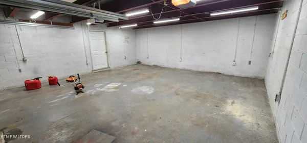 $2,300 | 169 Valleyview Drive, Loudon, TN 37774