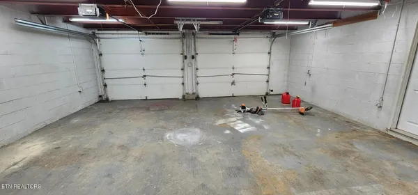 $2,300 | 169 Valleyview Drive, Loudon, TN 37774