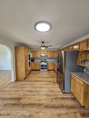 $2,300 | 169 Valleyview Drive, Loudon, TN 37774