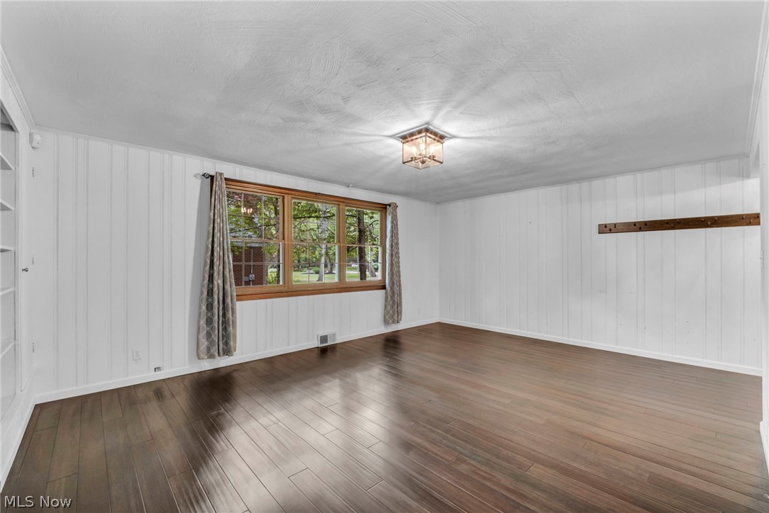 10906 Fitzwater Road Brecksville, OH 44141 - Photo 13 of 45