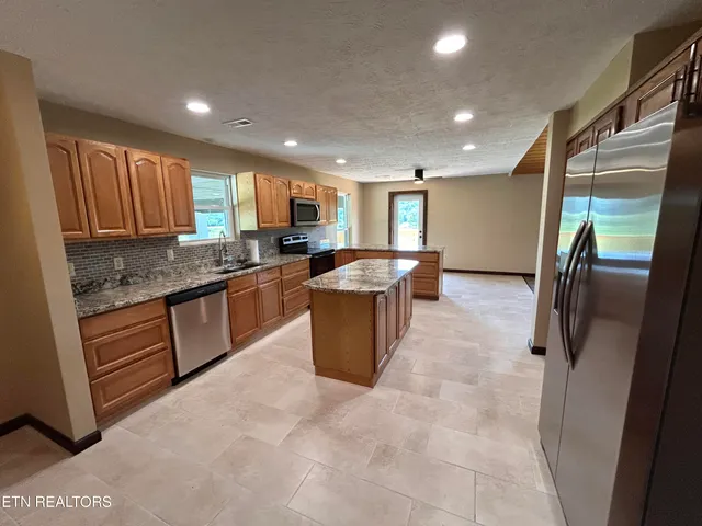 $975,000 | 2900 Highway 11W, Blountville, TN 37617