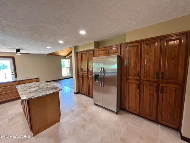 $975,000 | 2900 Highway 11W, Blountville, TN 37617