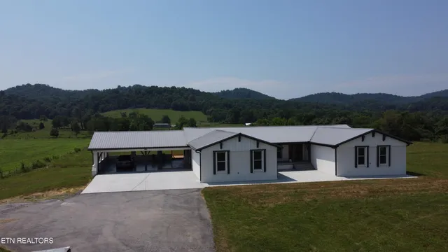 $975,000 | 2900 Highway 11W, Blountville, TN 37617