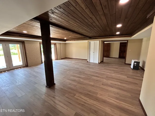 $975,000 | 2900 Highway 11W, Blountville, TN 37617