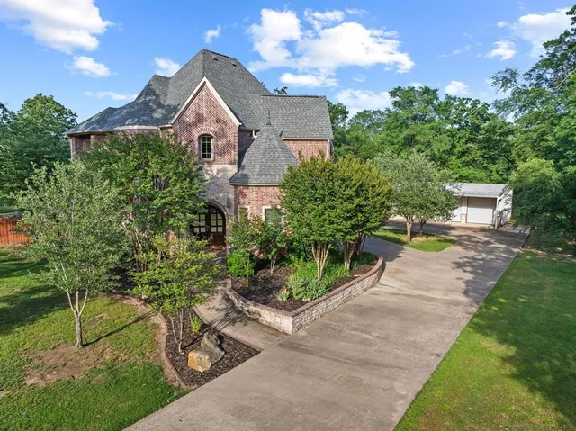 $890,000 | 383 County Road 1452, Bonham, TX 75418