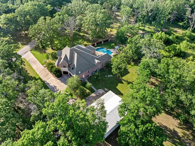 $890,000 | 383 County Road 1452, Bonham, TX 75418