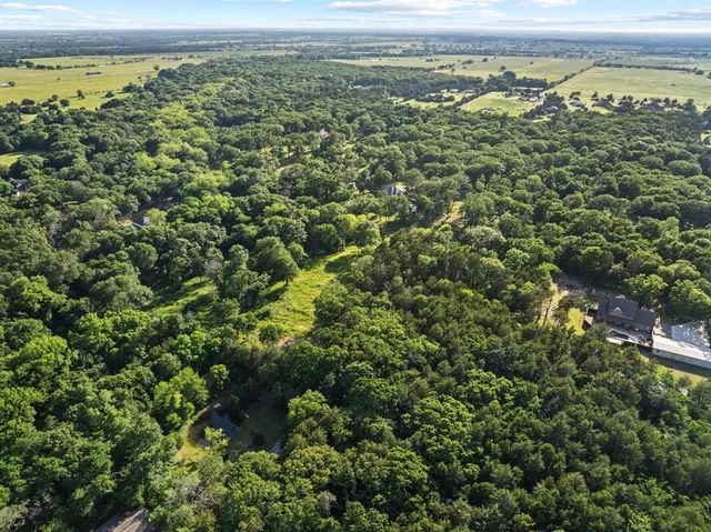 $890,000 | 383 County Road 1452, Bonham, TX 75418