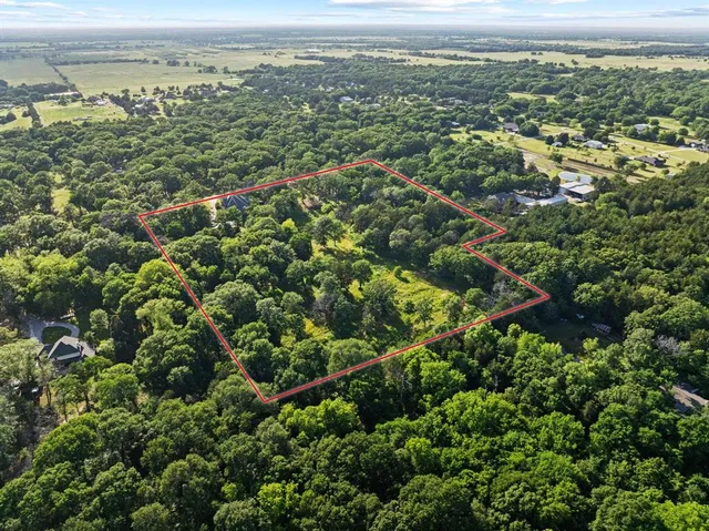 $890,000 | 383 County Road 1452, Bonham, TX 75418