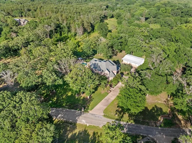 $890,000 | 383 County Road 1452, Bonham, TX 75418