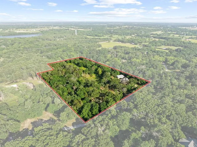 $890,000 | 383 County Road 1452, Bonham, TX 75418