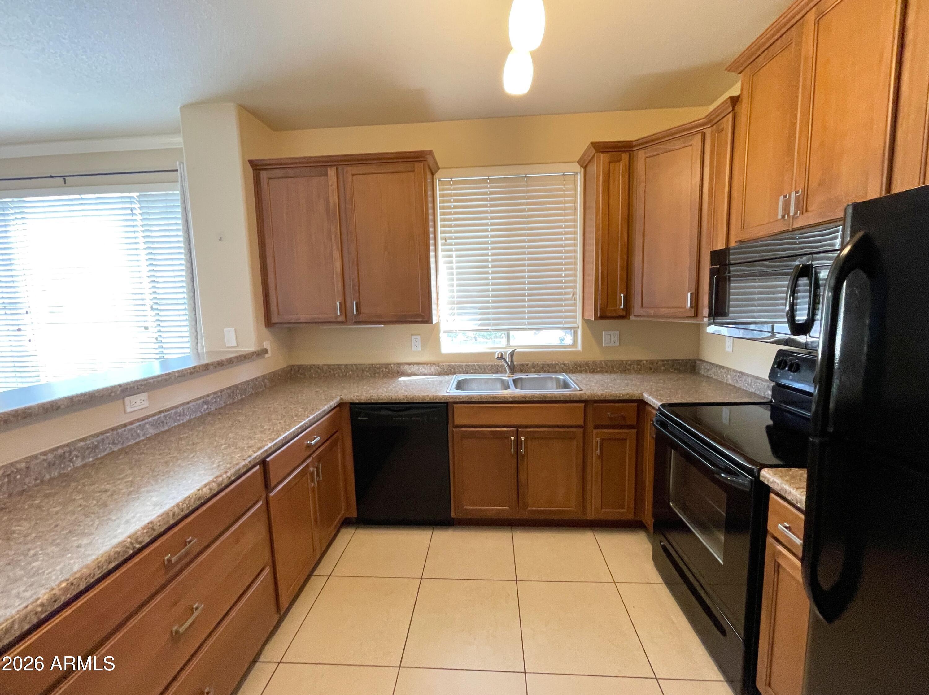 1720 East Thunderbird Road, Unit 1129 Phoenix, AZ 85022 - Photo 10 of 18 1720 (9)
