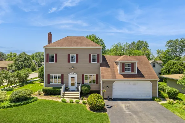 $325,000 | 531 Lake Street, Crystal Lake, IL 60014