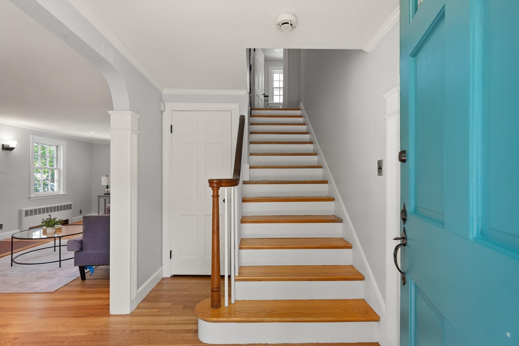 22 Willowdale Road Winchester, MA 01890 - Photo 3 of 33 Gallery Image 3
