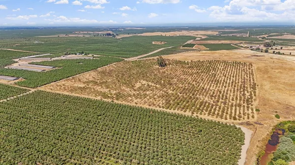 $450,000 | 9999 Los Cerritos Road, Snelling, CA 95369