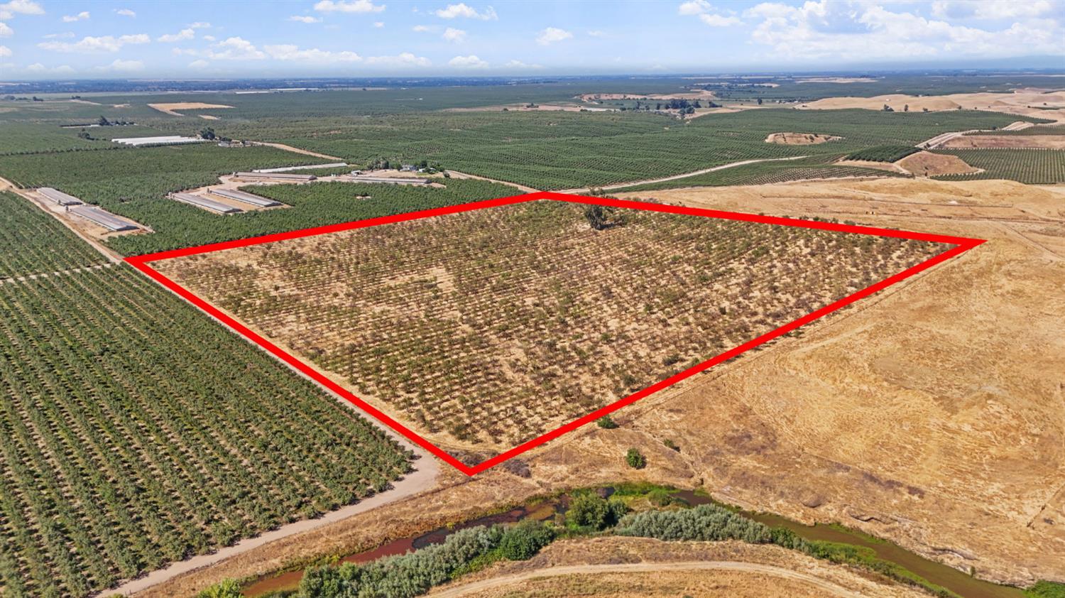 9999 Los Cerritos Road Snelling, CA 95369 - Photo 7 of 22 a view of a tennis court