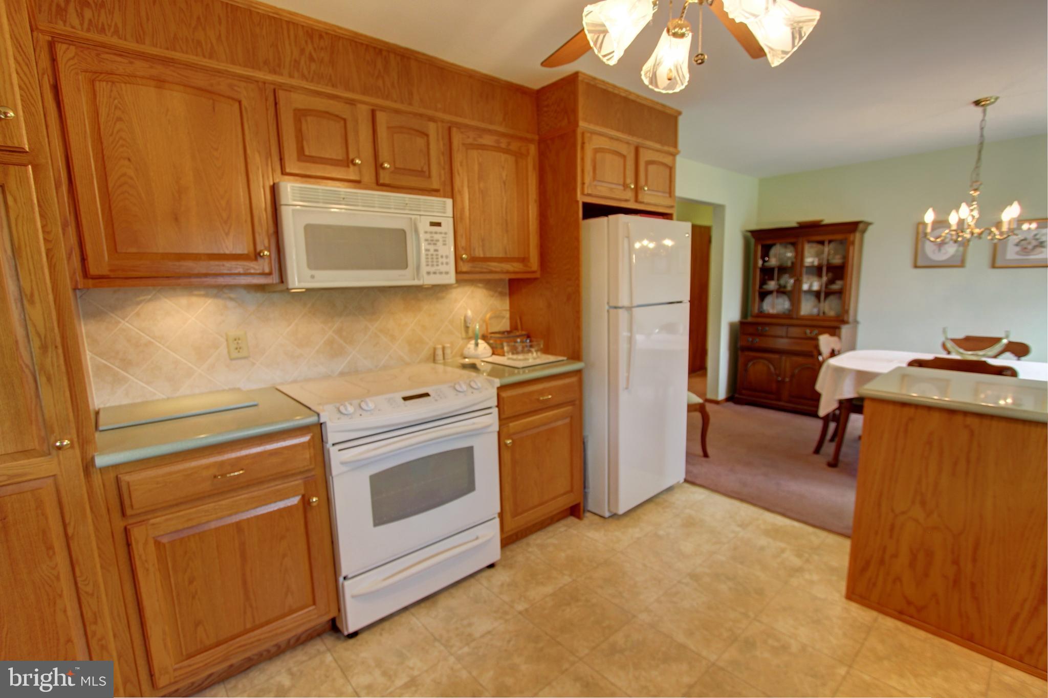 4606 Coventry Road Harrisburg, PA 17109 - Photo 16 of 32 Gallery Image 16