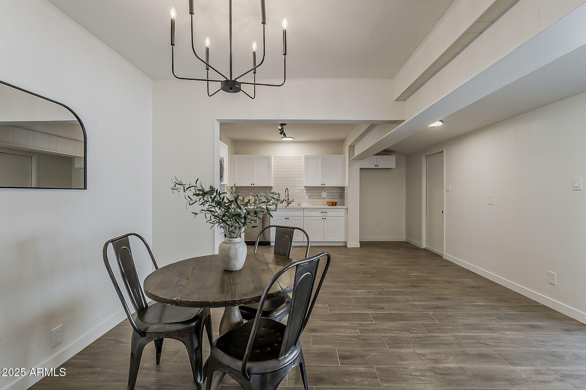 1616 East Pecan Road Phoenix, AZ 85040 - Photo 18 of 43 Dining Area