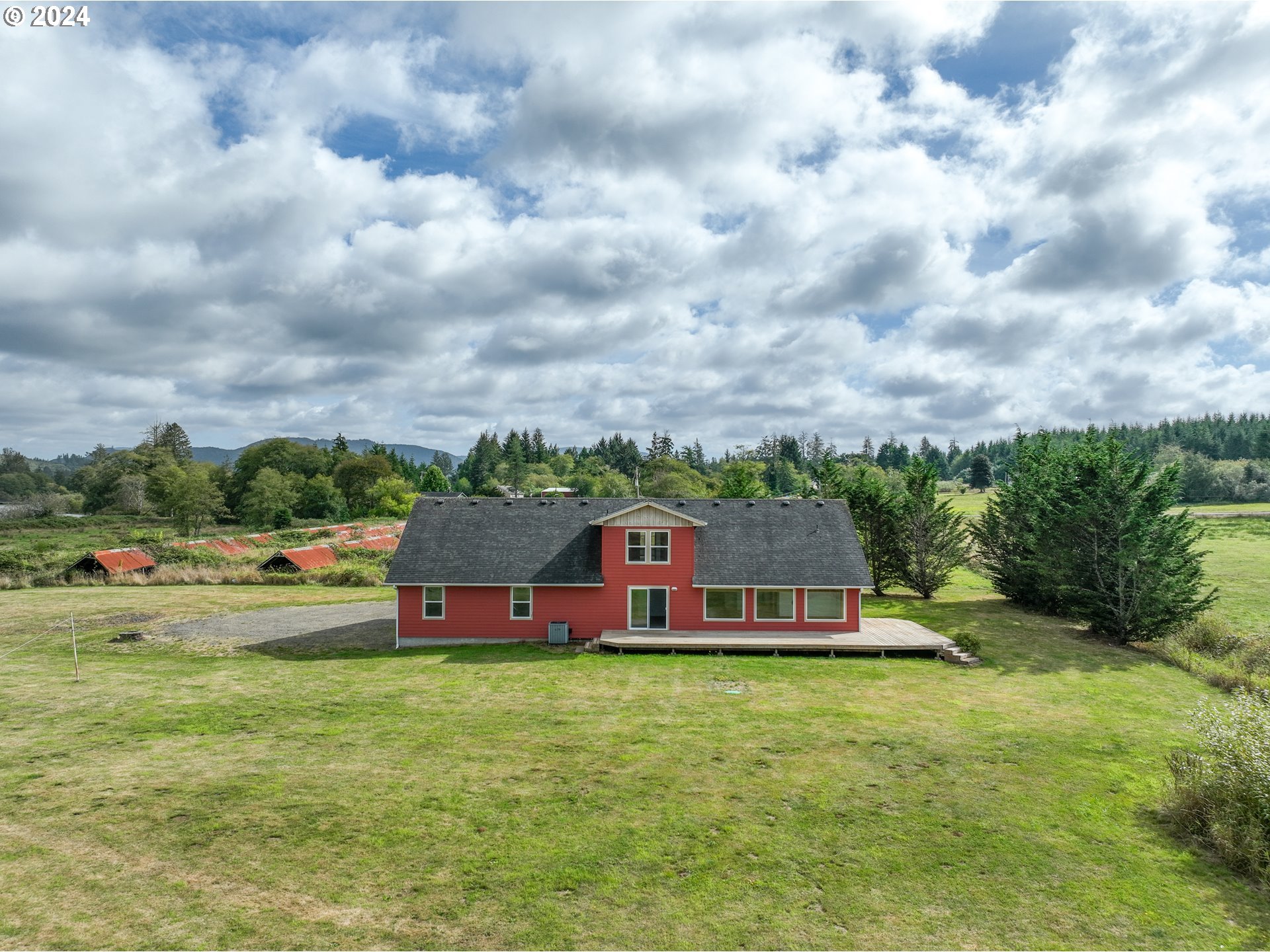 90713 Fort Clatsop Road Astoria, OR 97103 - Photo 29 of 30 a aerial view of a house with a big yard