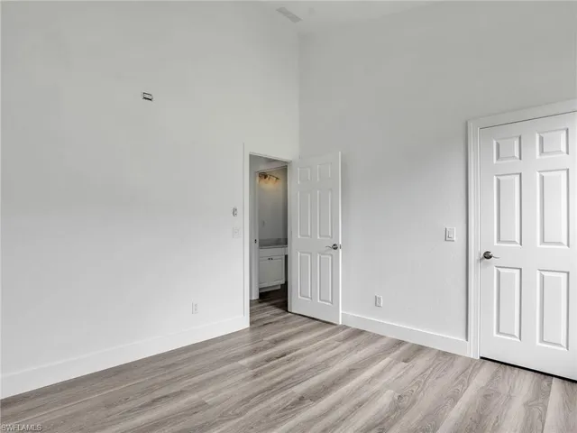 $1,050,000 | 8983 Mustang Island Circle, Naples, FL 34113