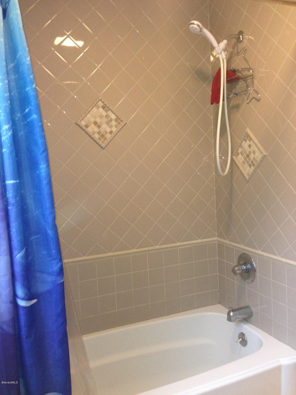 7260 Freeport Road Cocoa, FL 32927 - Photo 18 of 19 Guest bath pic 2