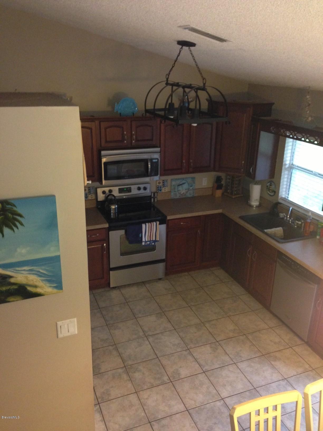 7260 Freeport Road Cocoa, FL 32927 - Photo 9 of 19 Kitchen pic 2