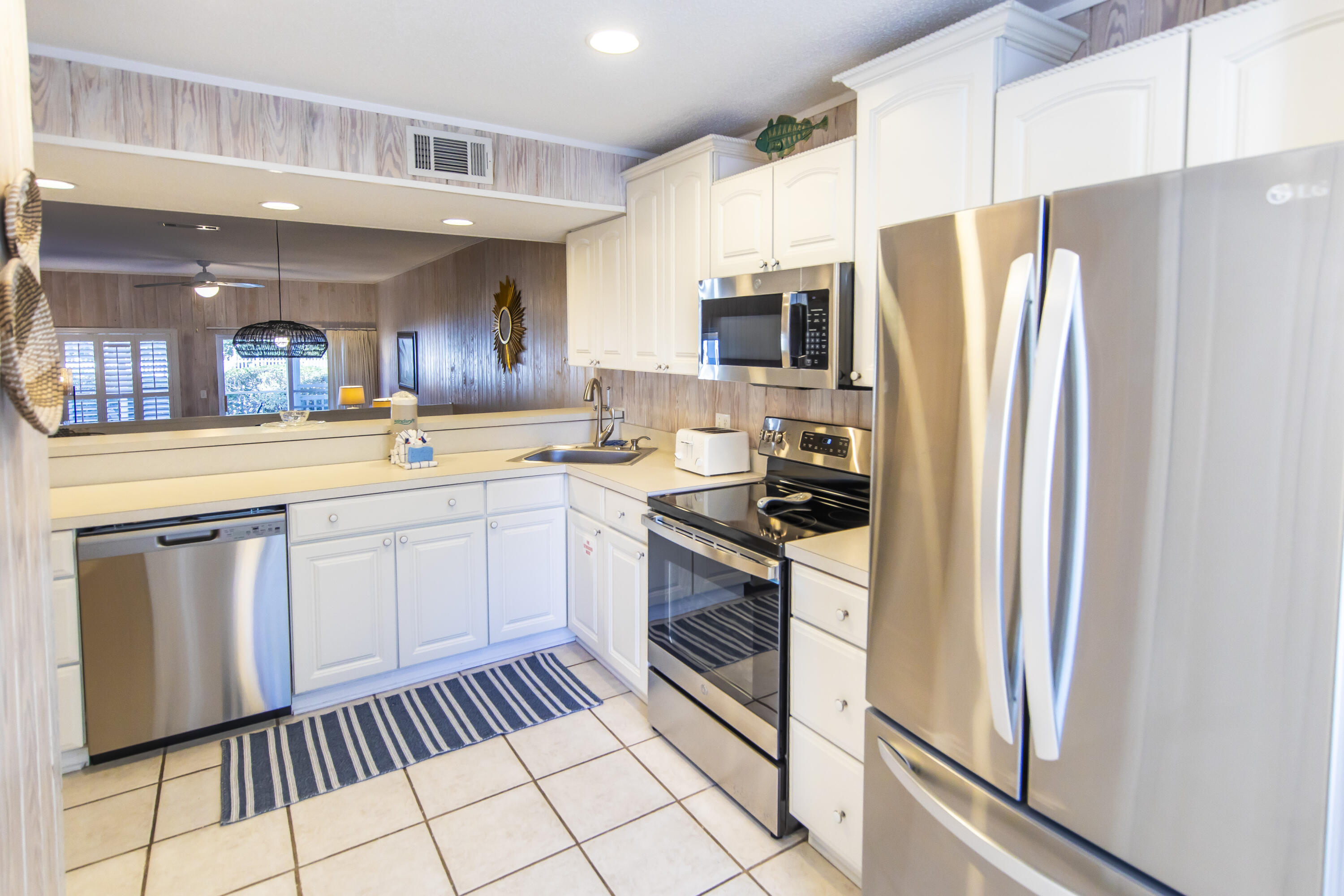 4984 West County Highway 30A, Unit 3A Santa Rosa Beach, FL 32459 - Photo 15 of 28 3A-palms-north-012