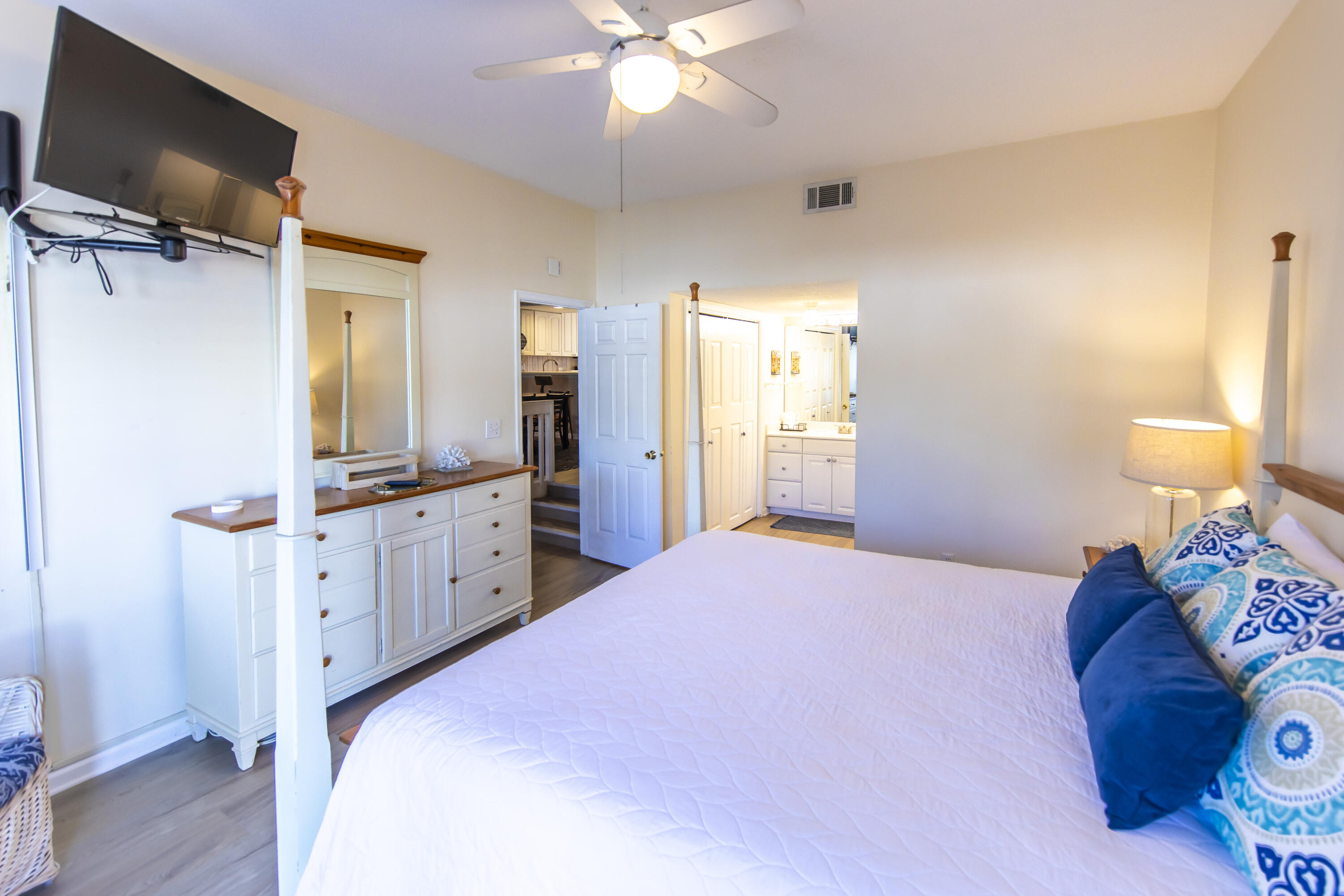 4984 West County Highway 30A, Unit 3A Santa Rosa Beach, FL 32459 - Photo 19 of 28 3A-palms-north-016