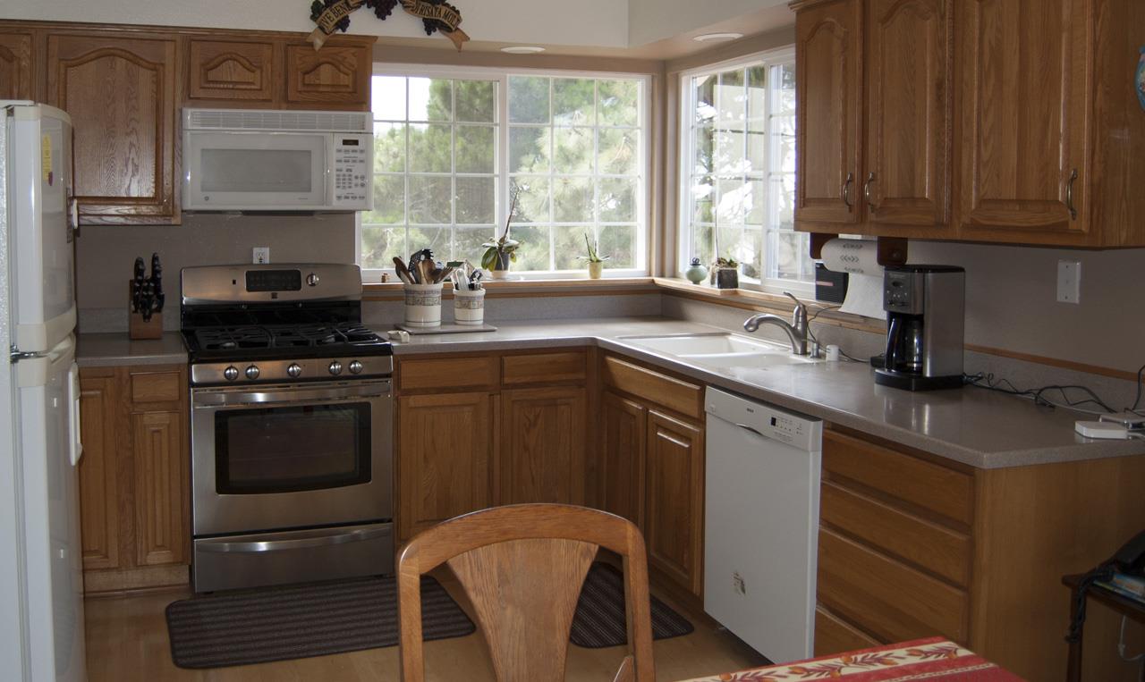 451 6th Street Montara, CA 94037 - Photo 9 of 18 Gallery Image 9