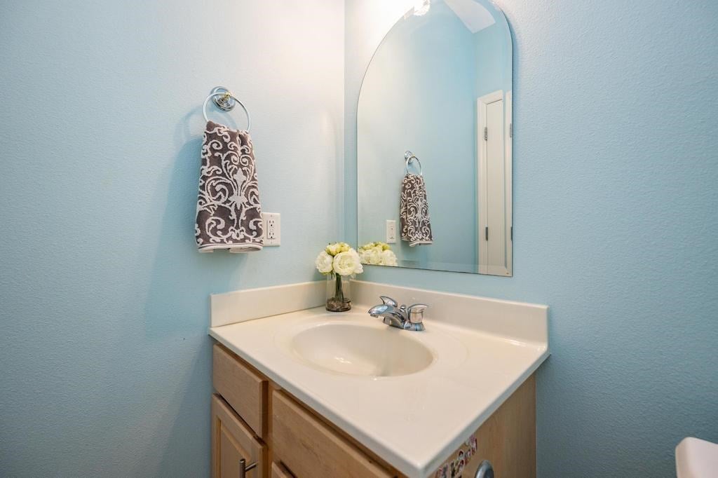 2470 Newcastle Road Marion, IA 52302 - Photo 21 of 51 Gallery Image 21