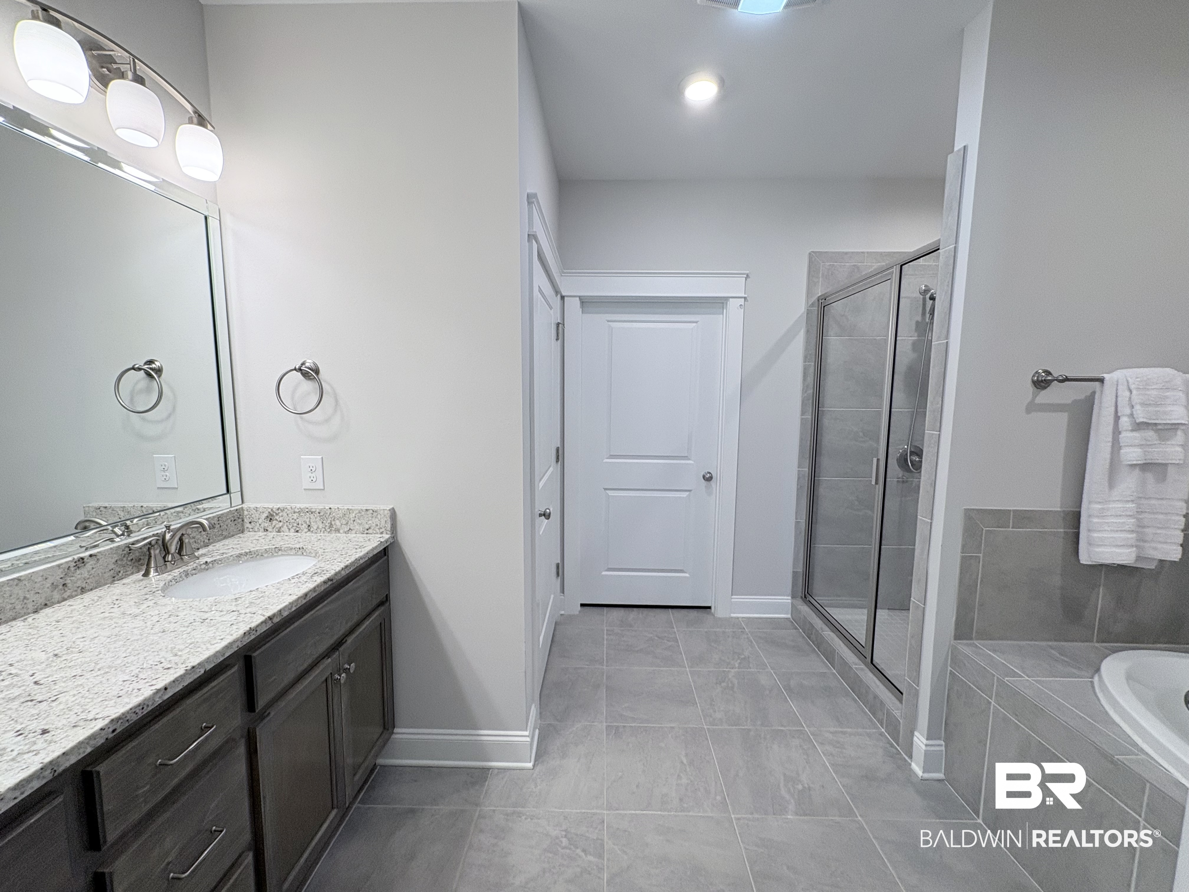 247 Divot Loop Fairhope, AL 36532 - Photo 15 of 25 Gallery Image 15