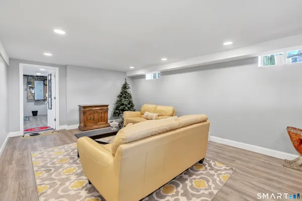 $3,300 | 150 Stiles Street, Stratford, CT 06614
