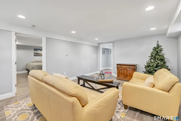 $3,300 | 150 Stiles Street, Stratford, CT 06614