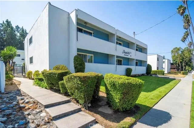 $2,800 | 780 Earlham Street, Unit 7, Pasadena, CA 91101