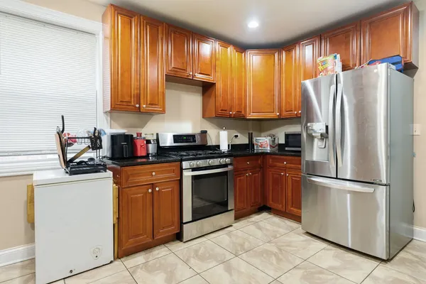 $499,999 | 11814 South Hale Avenue, Chicago, IL 60643