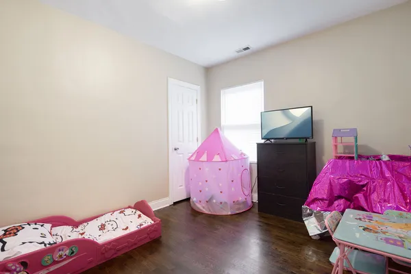 $499,999 | 11814 South Hale Avenue, Chicago, IL 60643