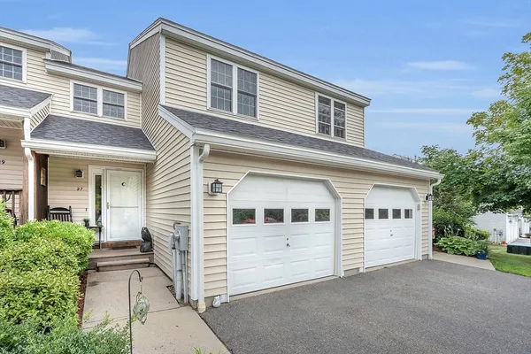 $380,000 | 16 Acorn Avenue, Unit 16, Fitchburg, MA 01420
